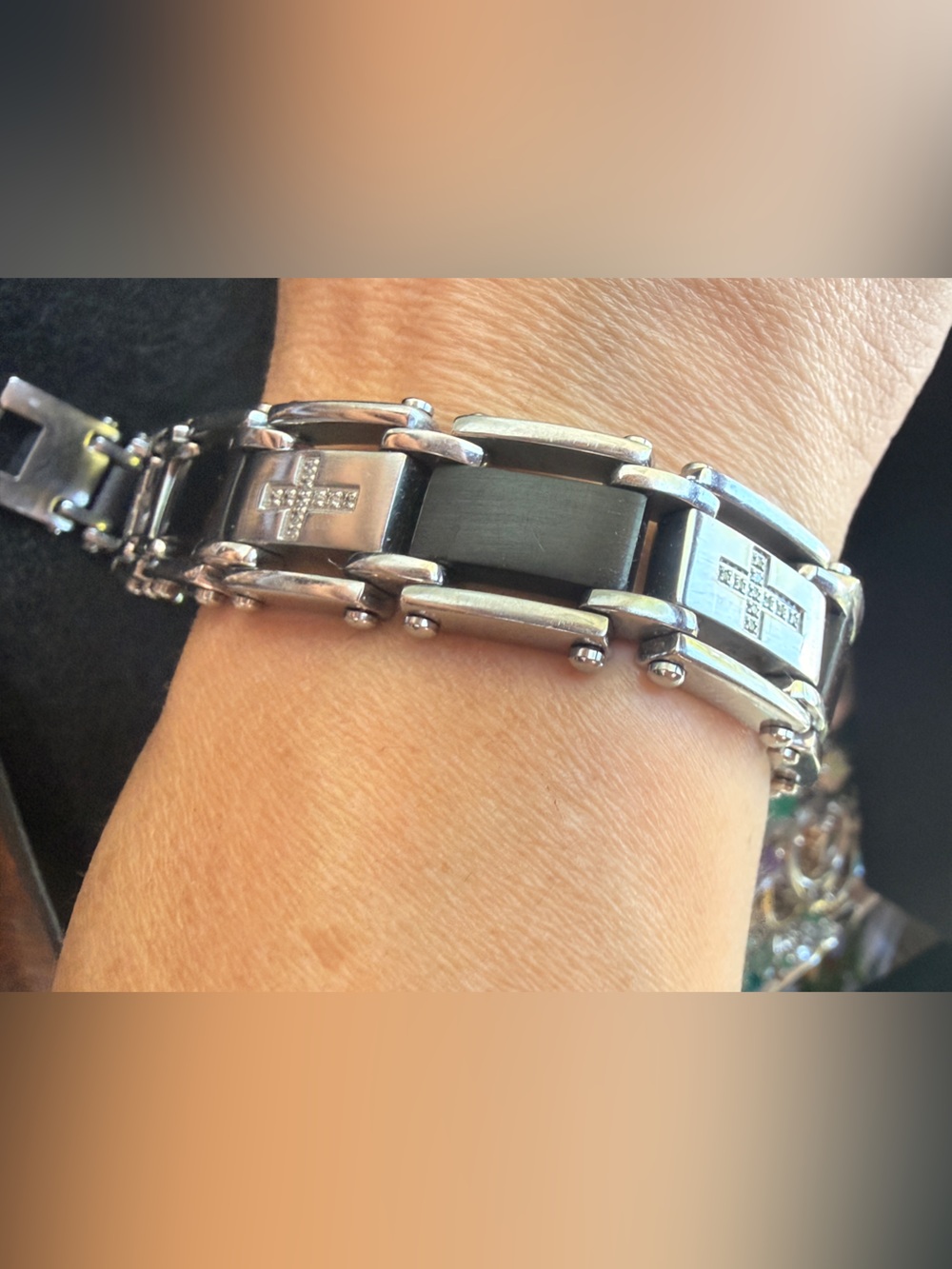 VTG Cross Link Bracelet in Black and Silver Stainless Steel Diamond - Picture 14 of 17